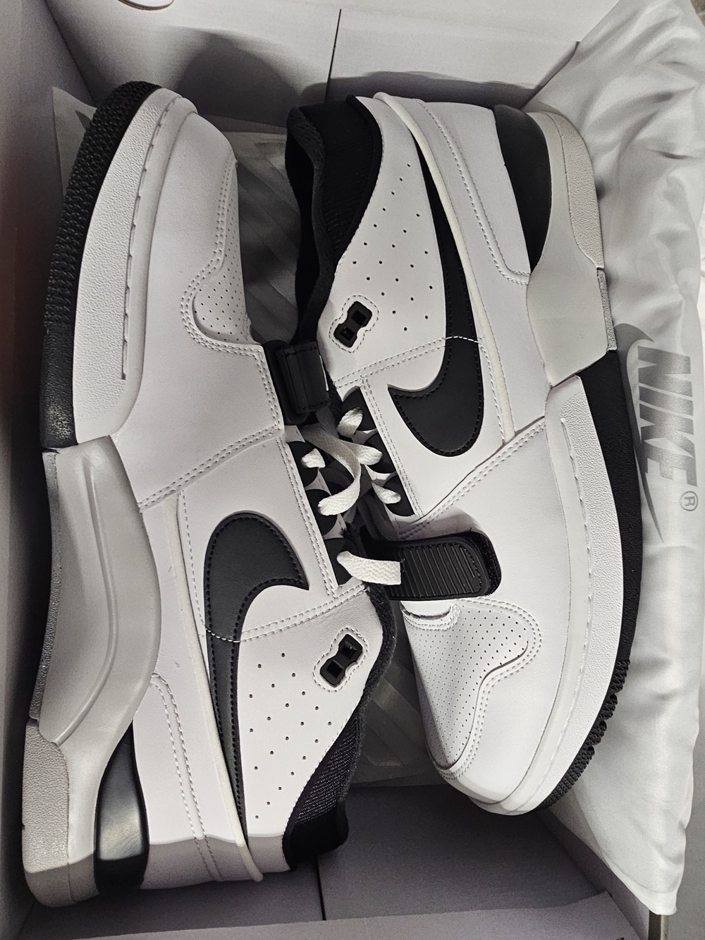 Nike Men’s Billy Ellish Size 14 Brand New - Deadstock